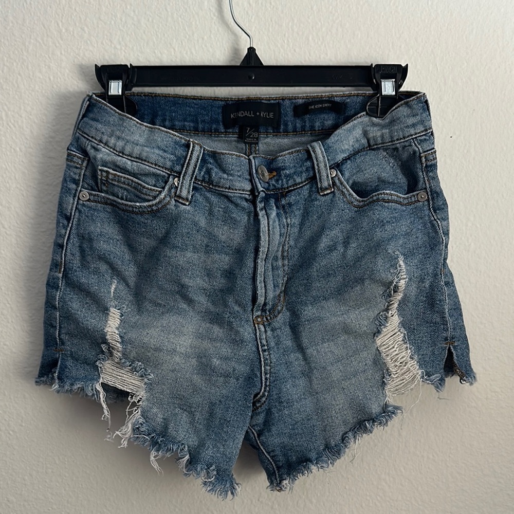 Kendall & Kylie Women's Distressed Denim Shorts - Blue